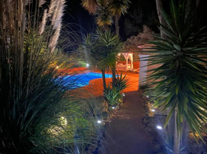 Отель Villa Mercedes  Кала-Лонга